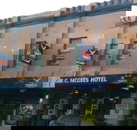 R. G. McGees Hotel - Accommodation QLD
