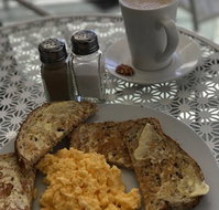 Blu J's - Accommodation QLD