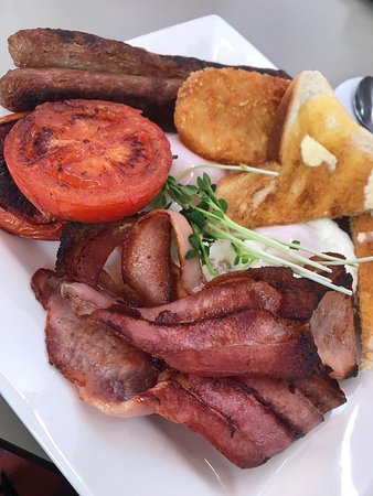 DJ's Cafe - Accommodation QLD 0