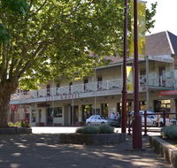 Royal Hotel Restaurant - Accommodation QLD