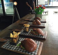 The Square Cafe Bar Restaurant - Accommodation QLD