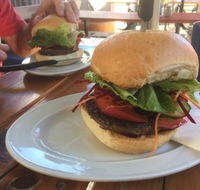 Mart's Cafe - Accommodation QLD