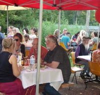 Phoenix Rising Cafe - Accommodation QLD