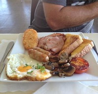 Seashells Cafe - Accommodation QLD