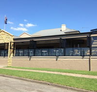 The Junction Inn Hotel - Accommodation QLD