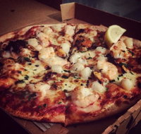 Crust Gourmet Pizza Bar - Accommodation QLD