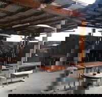 Loaded Dog Hotel restaurant - Accommodation QLD