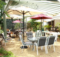Mad Hatters Tea Garden - Accommodation QLD