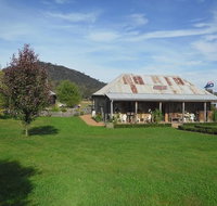 Rollonin Cafe - Accommodation QLD