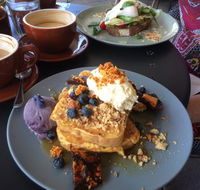 Stand By Me Cafe - Accommodation QLD