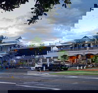 Commercial Hotel Redbank - Accommodation QLD