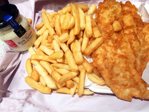 Piscari Fish & Chips - Accommodation QLD 0