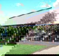 Red Earth Estate Dumpling House - Accommodation QLD