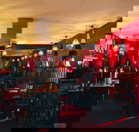 Cook  Co. Bar and Grill - Accommodation QLD