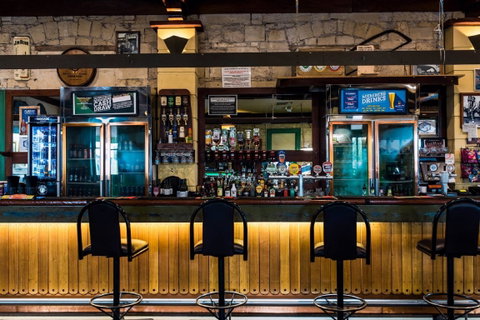 South Eastern Hotel - Accommodation QLD 2