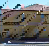 The Wicklow Hotel - Accommodation QLD