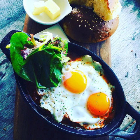 Truffles Patisserie - Accommodation QLD 0