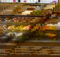 Squeezz Juice Bars - Accommodation QLD