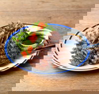 The Defiant Duck - Accommodation QLD