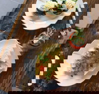 Tony's Fish Shop - Accommodation QLD