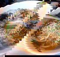 8 Heat Takeaway - Accommodation QLD