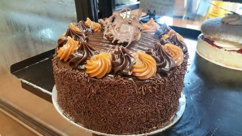 Big Bun Bakery - Accommodation QLD 0