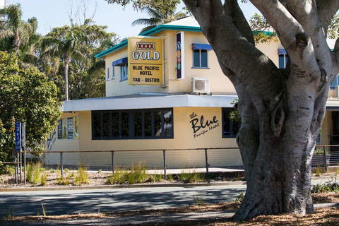 Blue Pacific Hotel - Accommodation QLD 0