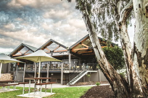 Pretoria Hotel - Accommodation QLD 0