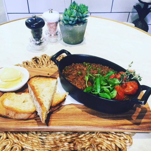 Little Bloomfield Cafe And Wine Bar - Accommodation QLD 0