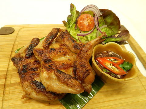 Baiboon Thai Restaurant - Accommodation QLD 0