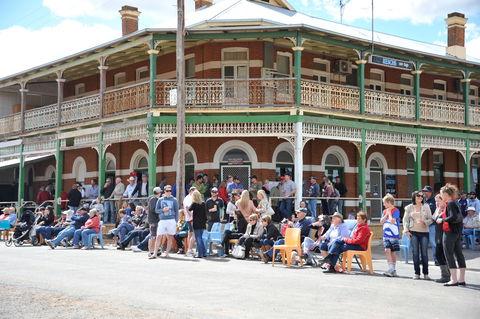 Mirrool Royal Hotel - Accommodation QLD 0