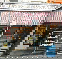 Nguyen Hot Bread - Accommodation QLD