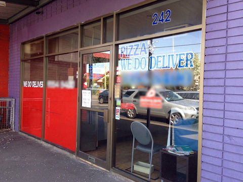 Pizza On Bell - Accommodation QLD 0