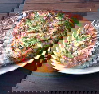 The Laughin' Barrel - Accommodation QLD