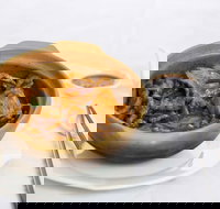 Banana Leaf Catering - Accommodation QLD