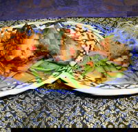 Caxton Thai - Accommodation QLD