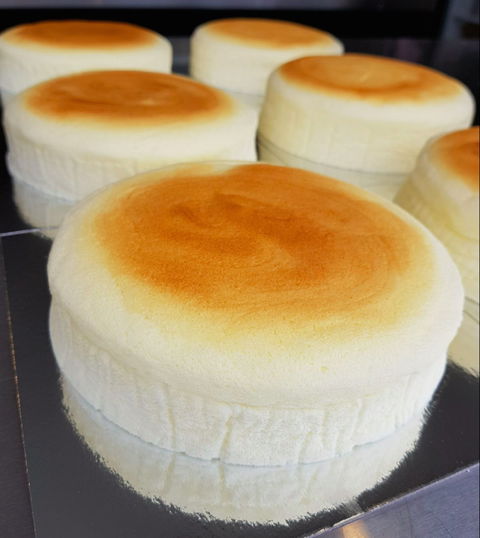 Jiggle Cheesecake - Accommodation QLD 0