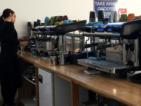 J & L Coffee Roasters And Chocolatiers - Accommodation QLD 2