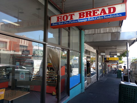 Matilda Hot Bread - Accommodation QLD 0