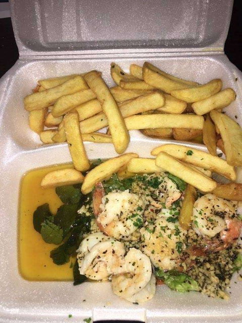 Uncle Gino's - Accommodation QLD 0