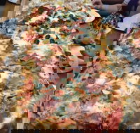 Pizzalunga - Accommodation QLD