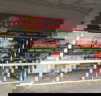 Sampe's Pizza - Accommodation QLD