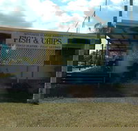 Spinnakers Fish  Chips - Accommodation QLD