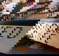 Stacked Cafe - Accommodation QLD