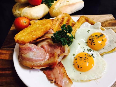 Wafflin On Cafe - Accommodation QLD 0