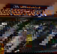 Wavell Hot Bread - Accommodation QLD