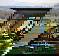 Tallis Wine Cellar Door - Accommodation QLD