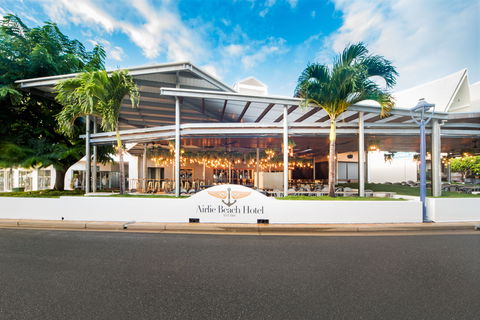 The Pub - Accommodation QLD 0