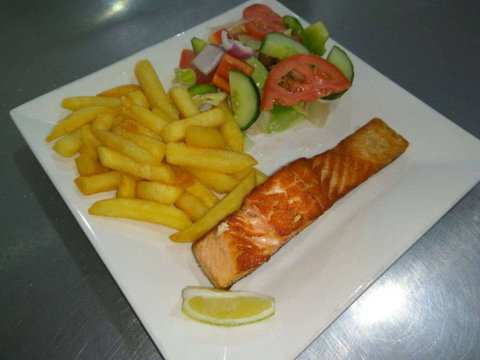 B.L.T. Breakfast Lunch & Tea - Accommodation QLD 0