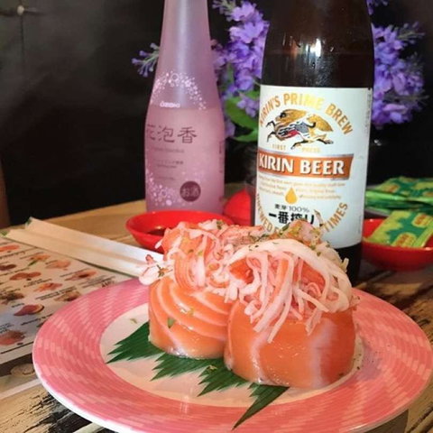 Sushi Revolution - Accommodation QLD 0